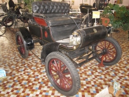 CASTEL AUTOMOBILE CLUB - 